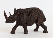 Nashorn aus Jacarandaholz geschnitzt Nr. 4042