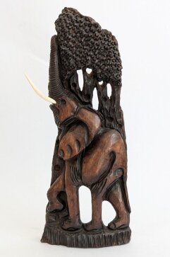 Elefant aus Eisenholz geschnitzt Nr. 4027