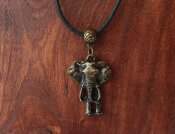 Halskette mit Elefant Nr. 568 handgefertigt in...