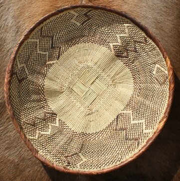 Korbschale aus Südafrika Ø 43 cm, Tiefe 5 cm