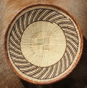 Korbschale aus Südafrika Ø 37 cm, Tiefe 6 cm